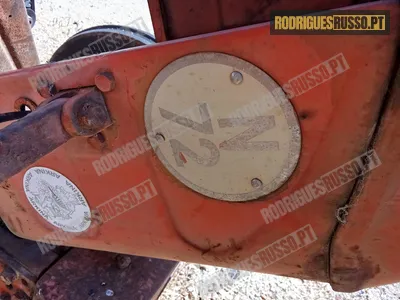 Trator Renault a gasóleo